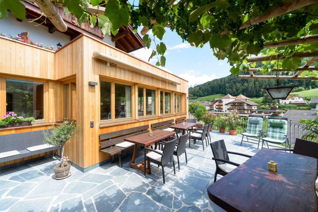 Garni Pramstrahler Hotel Chiusa Exterior photo